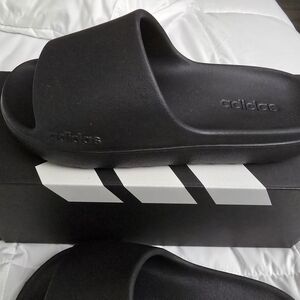 adidas Black Adilette Slide Box - JR1341